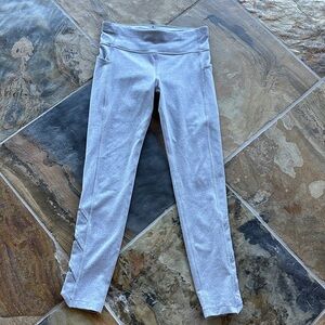 Athleta Girl Gray Cropped Tight Fold You So Tight Criss-Cross Design Size L